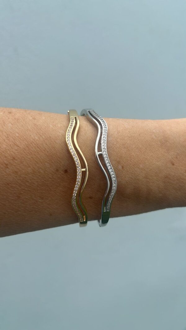 Bracelete ondas cravejado