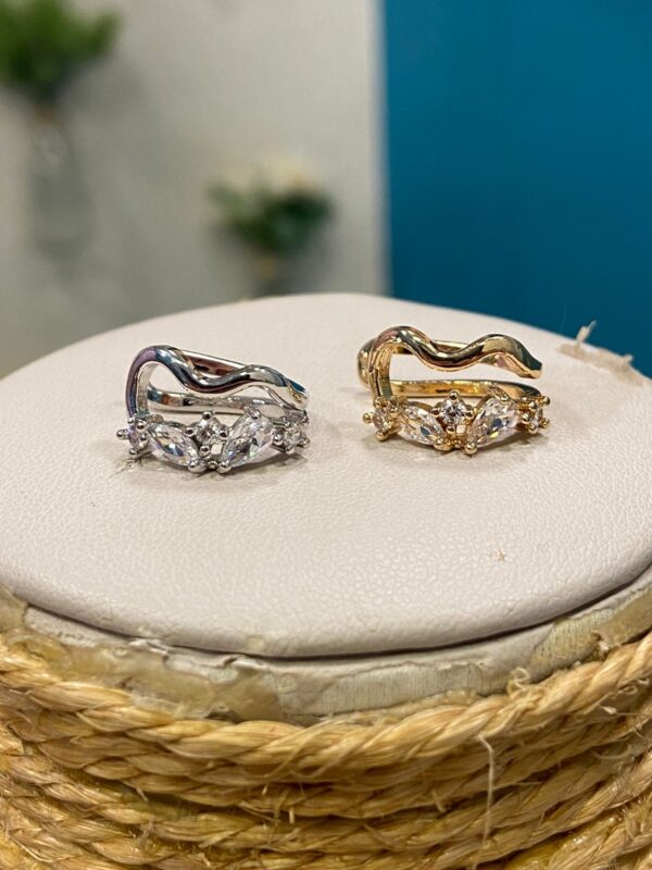 Piercing fake detalhes pedras - Imagem 4