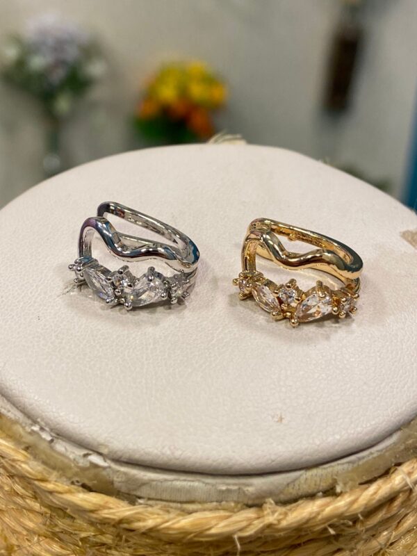 Piercing fake detalhes pedras - Imagem 3