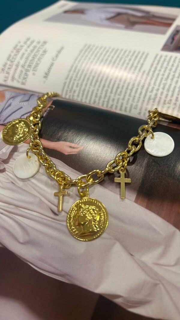 Pulseira moedas madre cruzinhas - Imagem 3