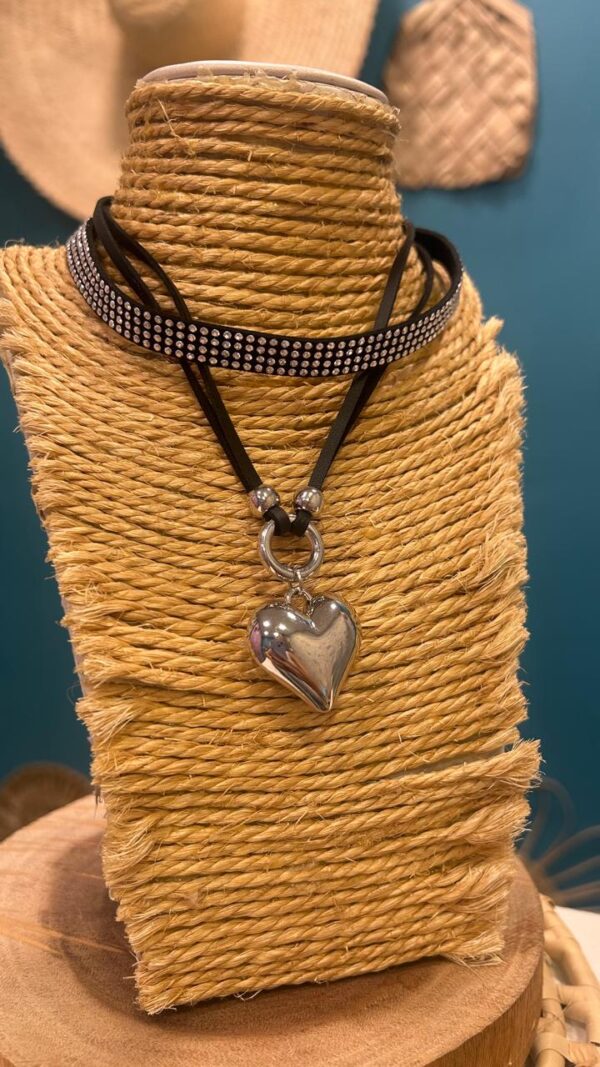 Choker cordão de camurça duplo coração diamante - Imagem 4
