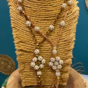 Colar longo cristais flor