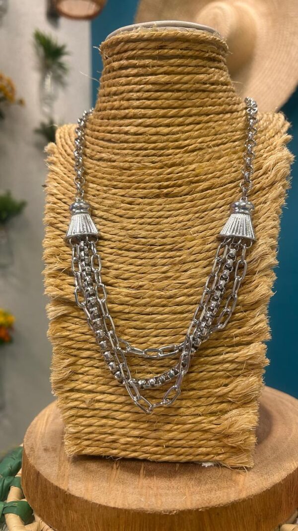 Colar fios triplos Cami - Imagem 5