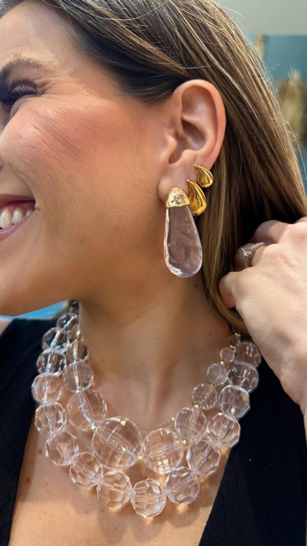 Brinco resina transparente gota gold - Imagem 2