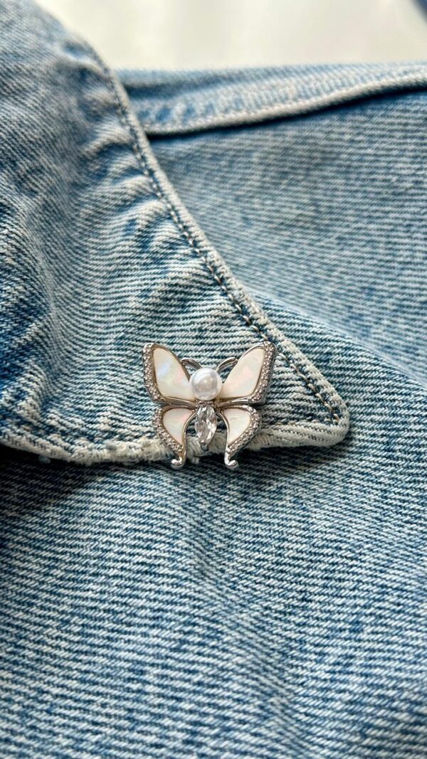 Broche Borboleta madrepérola