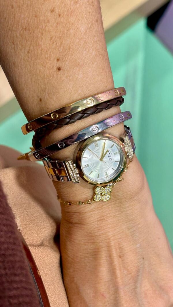 Pulseira correntinha trevo cravejado - Imagem 4