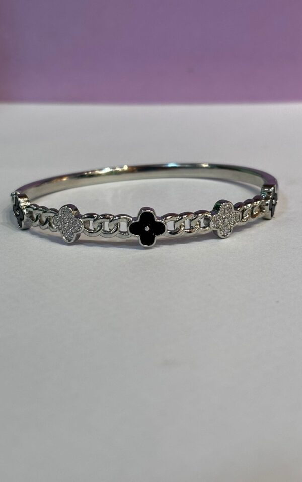 Bracelete trevo VC corrente - Imagem 7