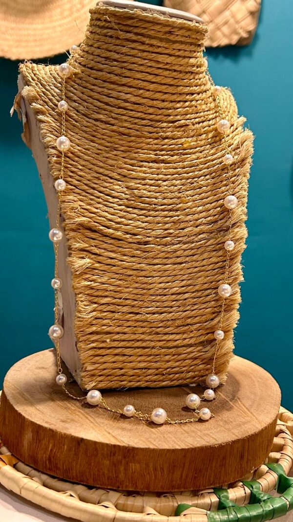 Colar longo pérolas espaçadas - Imagem 3