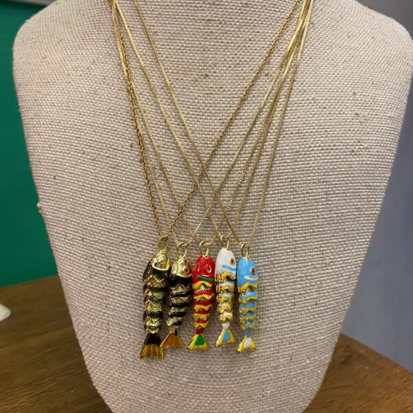 Colar Peixe maleável esmaltado