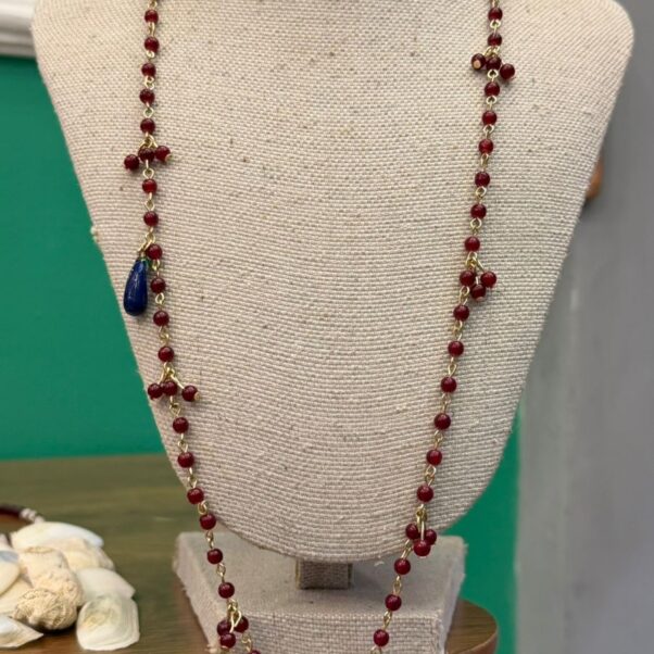 Colar penduricalhos frutas