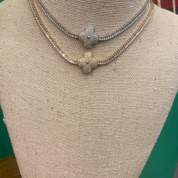 Colar riviera trevo VC