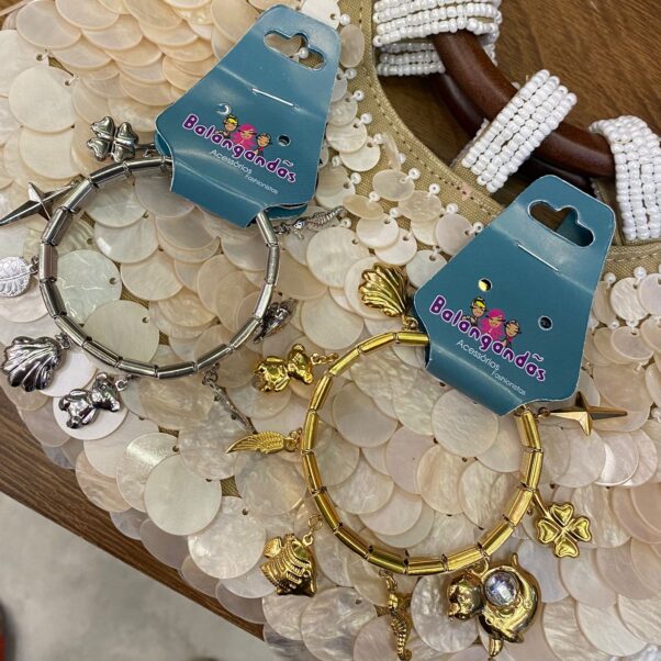 Pulseira balangandãs