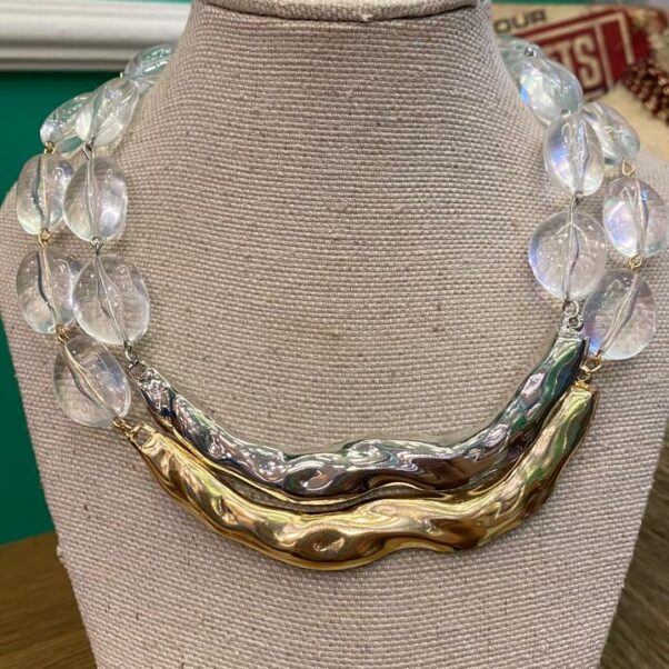 Colar placa orgânico